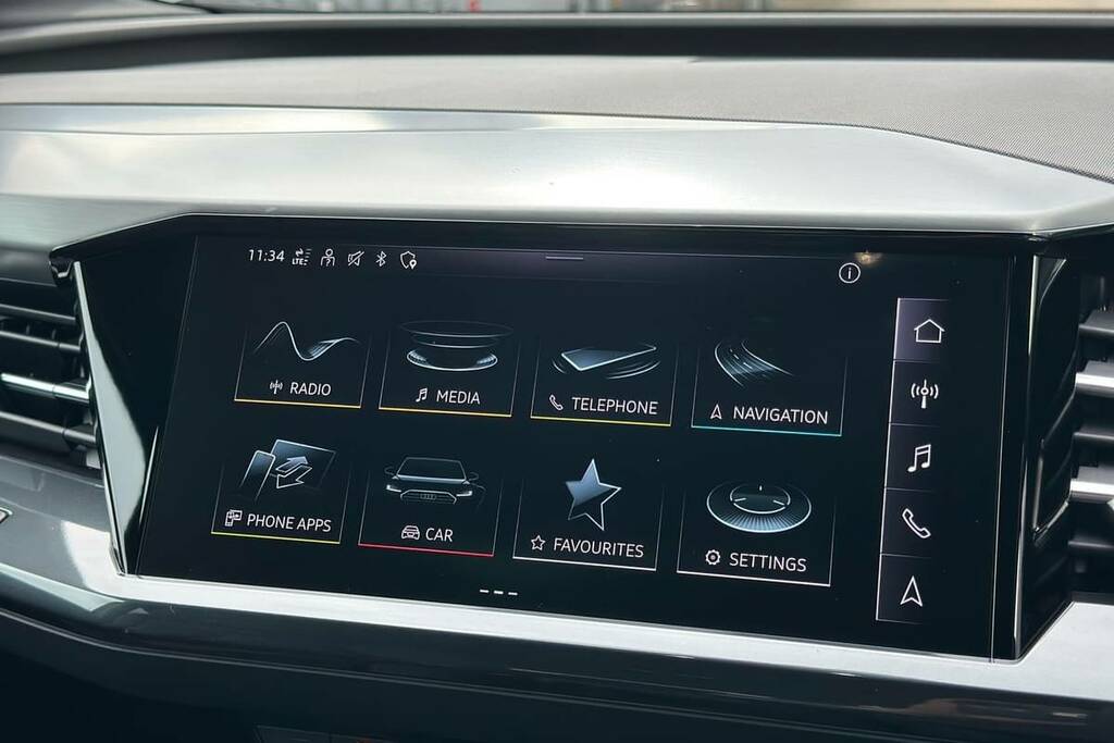 Audi Q4 E Tron 125Kw 35 55.52Kwh Edition 1 Blue #3