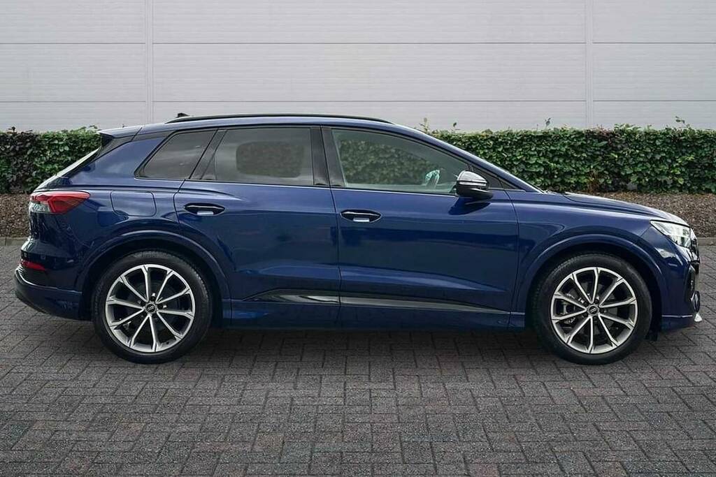 Audi Q4 E Tron 125Kw 35 55.52Kwh Edition 1 Blue #4