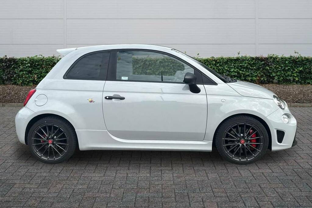 Abarth 695 1.4 T-jet Hatchback Euro 6 180 Orange #8