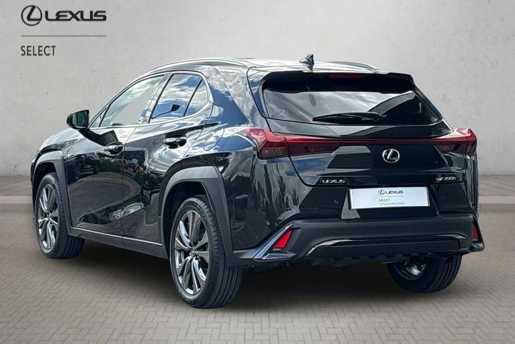 Lexus UX 300H 2.0 F-sport Design Tech Cvt Black #4
