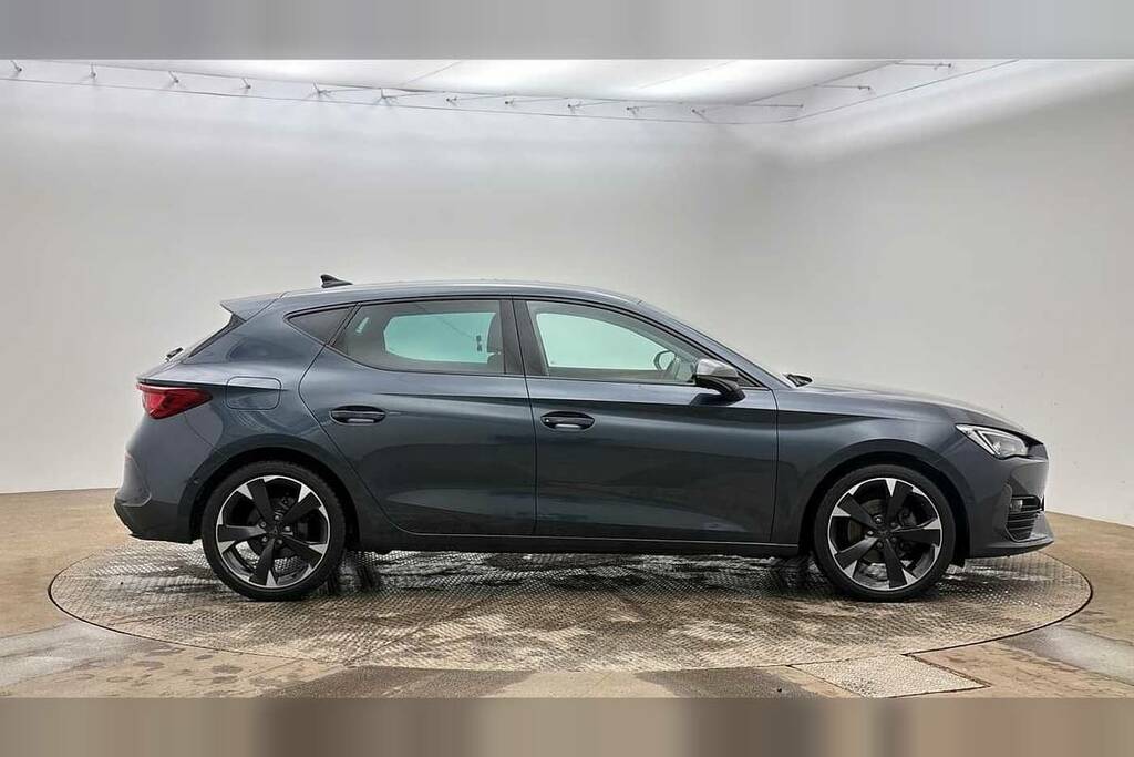 Cupra Leon 1.5 Etsi V1 Dsg Grey #4