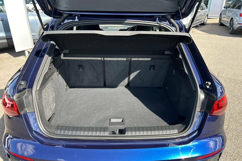 Audi A3 35 Tfsi S Line S Tronic Blue #2