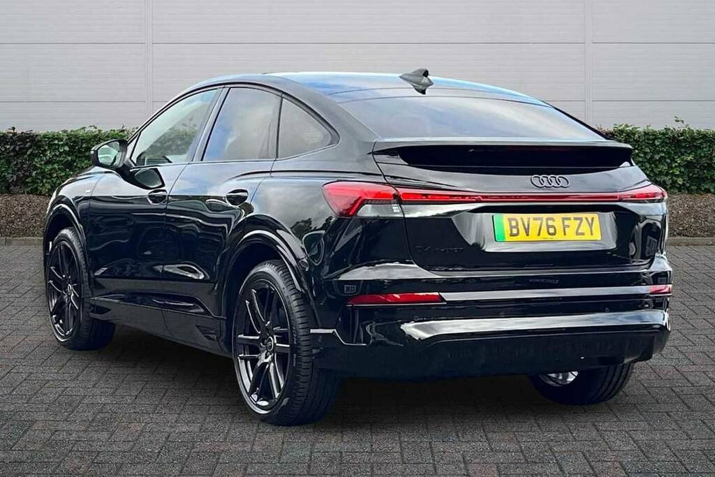 Audi Q4 E Tron 210Kw Performance 82Kwh Vorsprung BV76FZY Black #3