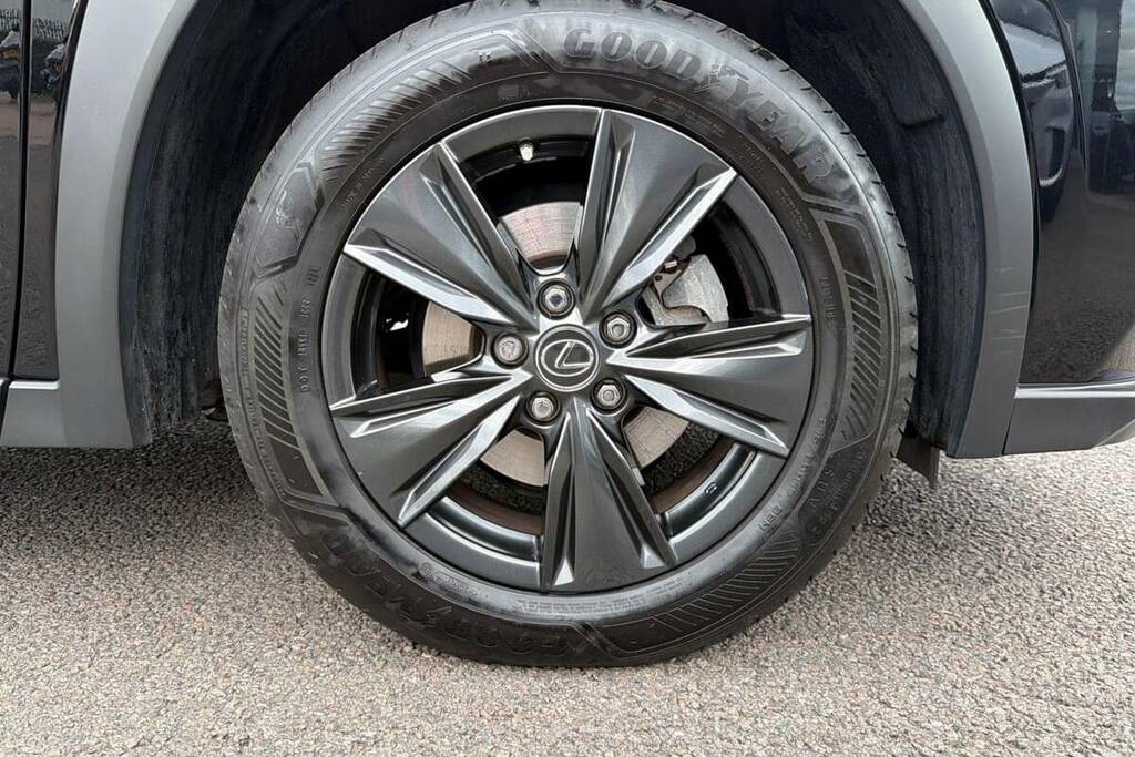 Lexus UX 250H 2.0 Cvt 17In Alloyspremium Packnav Black #25