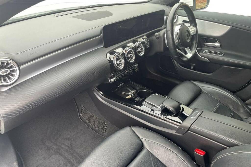 Mercedes-Benz CLA Class 200 Amg Line Tip Black #27