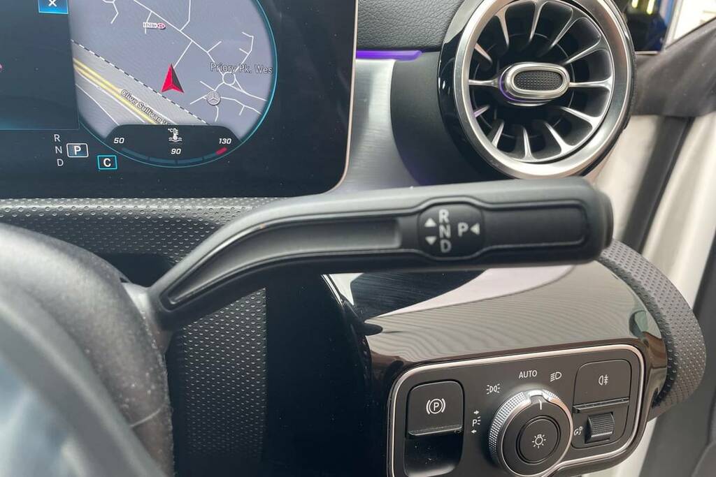 Mercedes-Benz CLA Class 200 Amg Line Tip Black #23