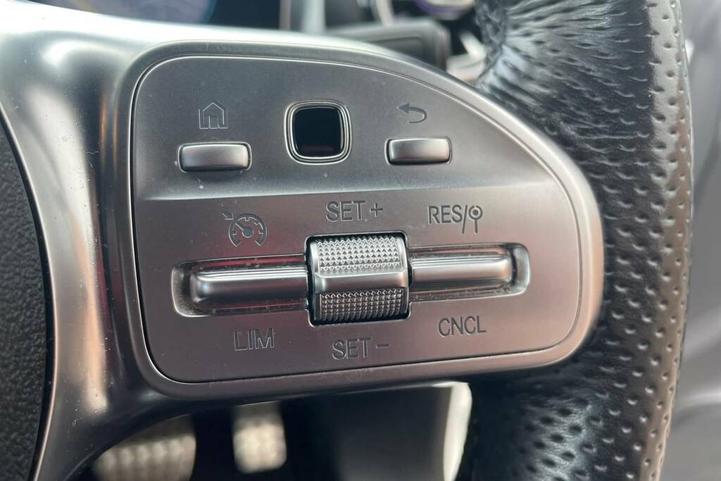 Mercedes-Benz CLA Class 200 Amg Line Tip Black #14