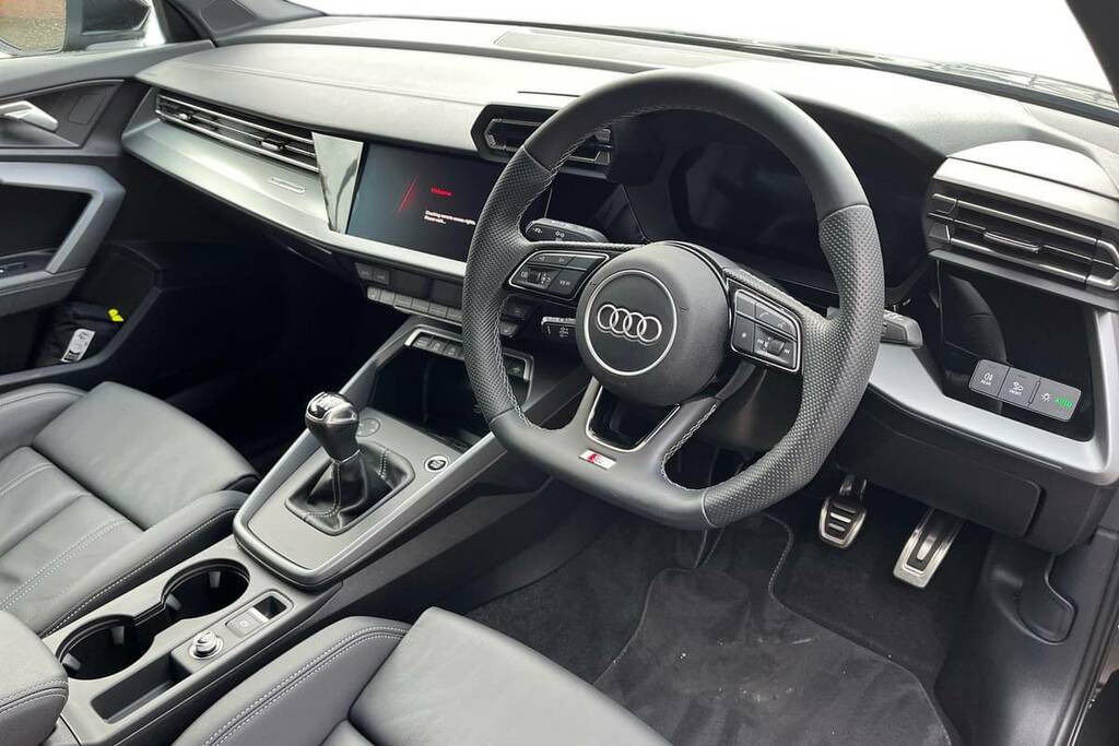 Audi A3 30 Tfsi S Line Black #4
