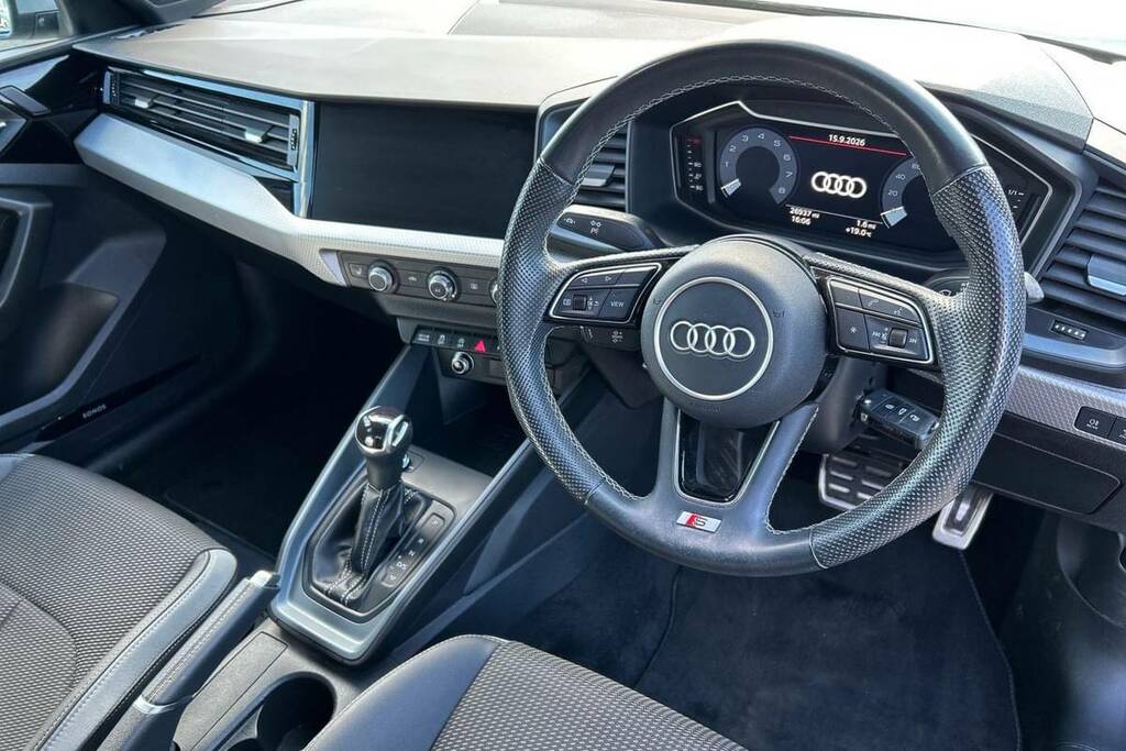 Audi A1 35 Tfsi S Line S Tronic Grey #4