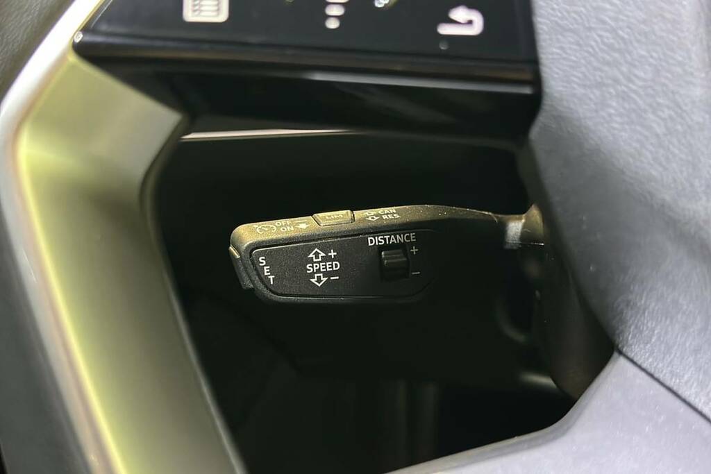 Audi Q4 E Tron Audi Sportback O Edition 1 40 E-tron 150,00 Kw Black #16