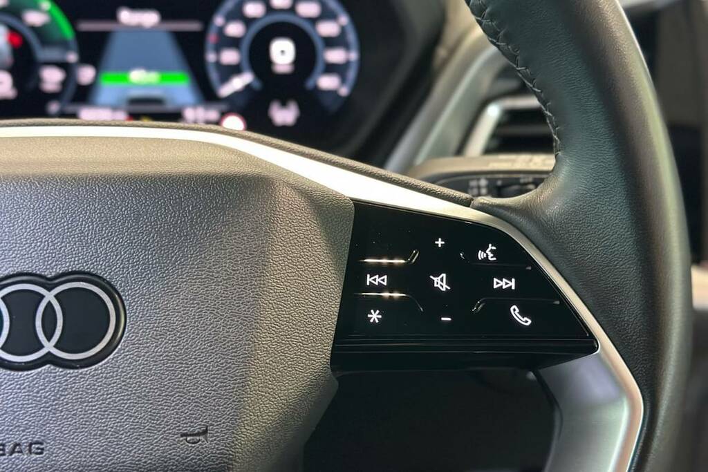 Audi Q4 E Tron Audi Sportback O Edition 1 40 E-tron 150,00 Kw Black #15
