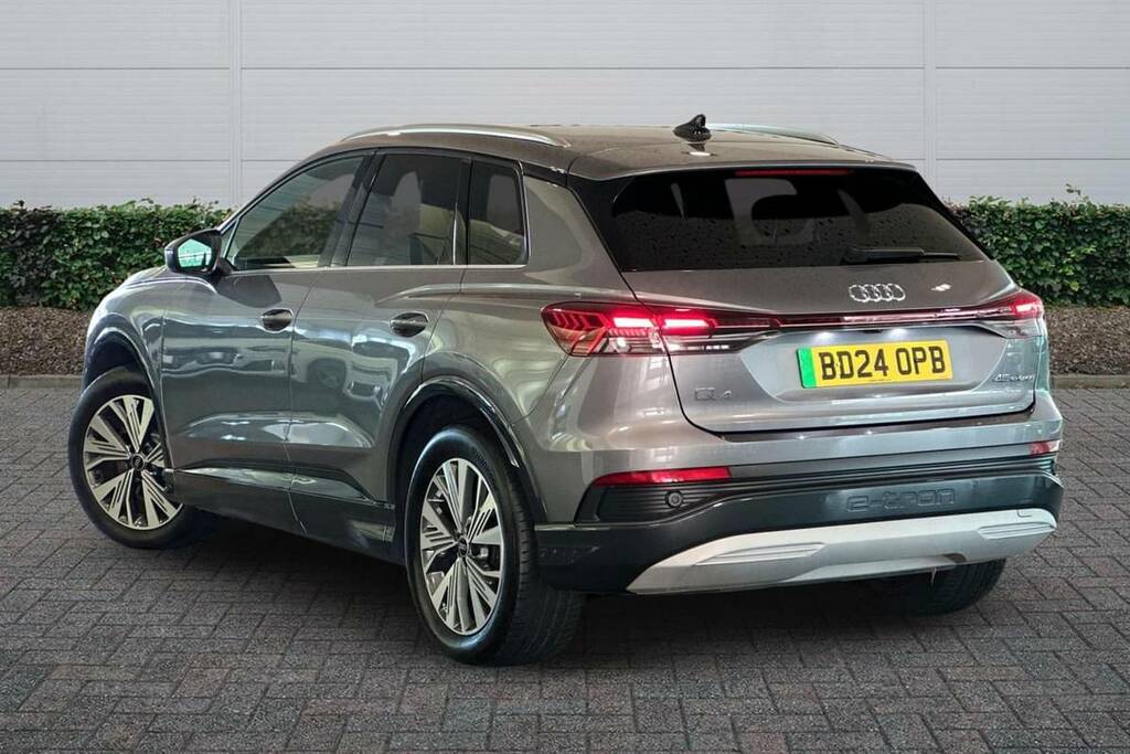 Audi Q4 E Tron Audi Sportback O Edition 1 40 E-tron 150,00 Kw Black #12