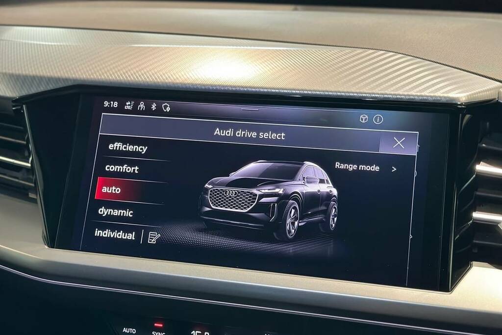 Audi Q4 E Tron Audi Sportback O Edition 1 40 E-tron 150,00 Kw Black #13