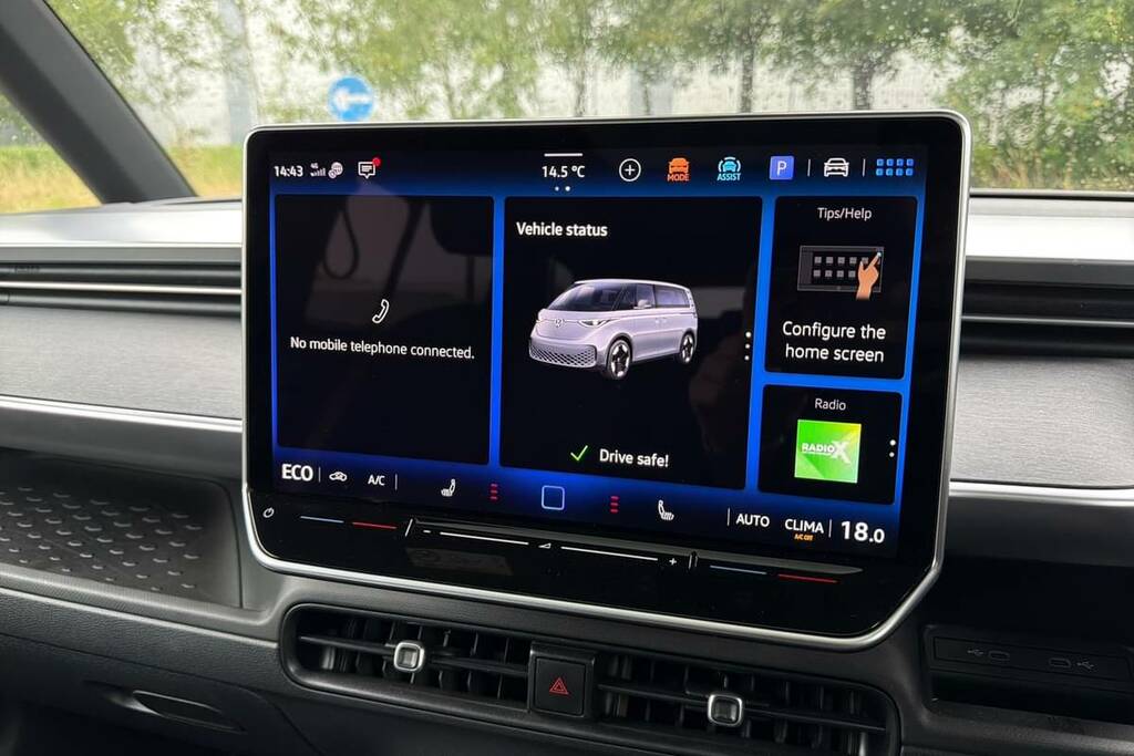 Volkswagen ID.Buzz 250Kw Gtx Pro 86Kwh 4Motion Lwb 7 Seat Silver #3