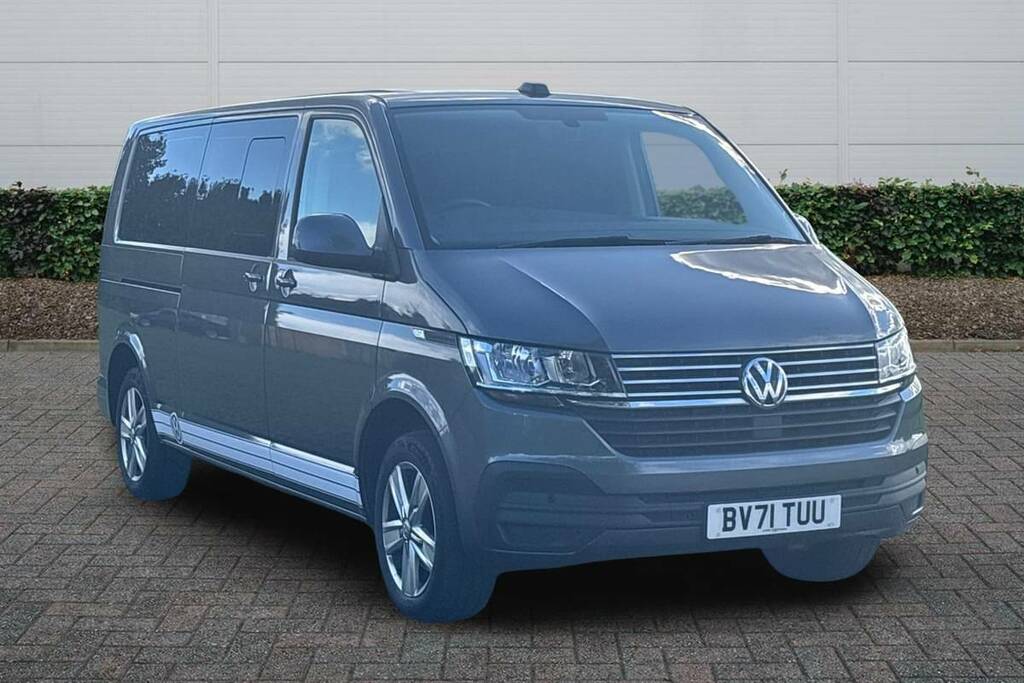 Volkswagen Transporter Shuttle 2.0 Tdi 150Ps Se Minibus Dsg BV71TUU Grey
