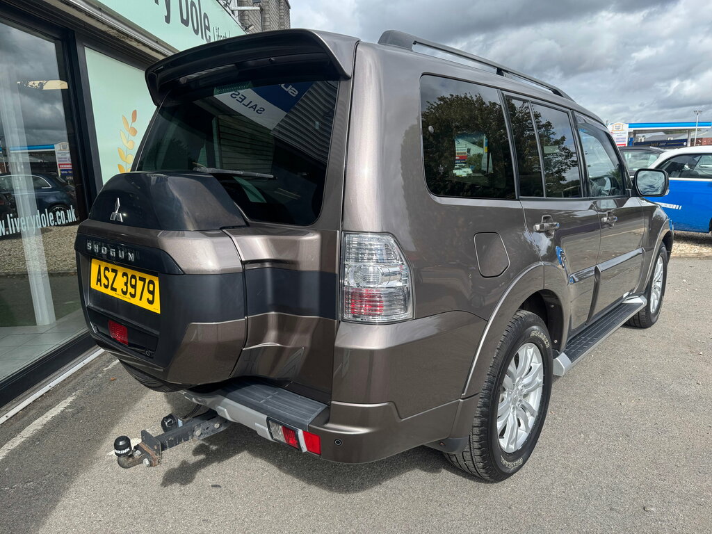 Mitsubishi Shogun 3.2 Di-dc Sg3 Suv 4Wd Euro 6 Lwb Brown #5