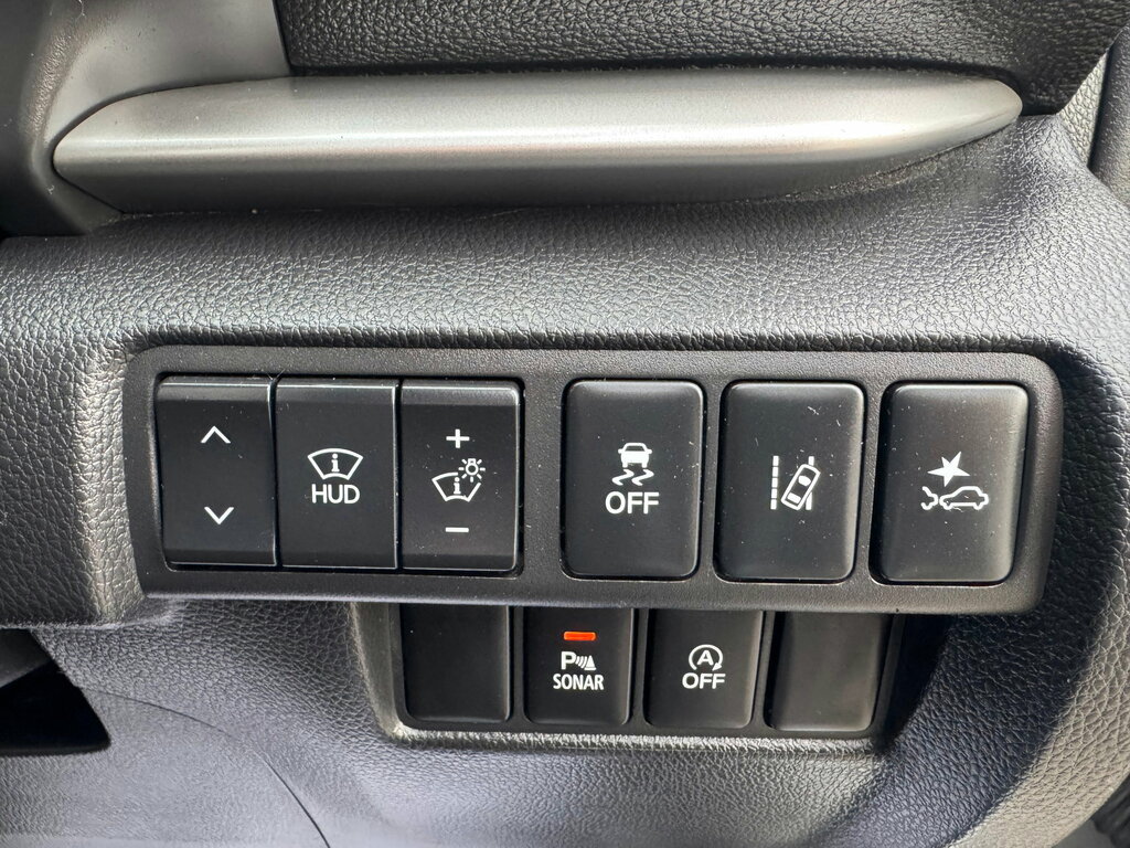 Mitsubishi Eclipse Cross 1.5T Exceed Suv Cvt 4Wd Euro 6 Ss 1 White #32
