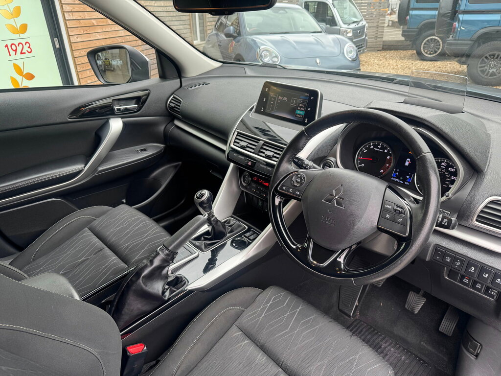 Mitsubishi Eclipse Cross 1.5T 3 Suv Euro 6 Ss 163 Ps Grey #2