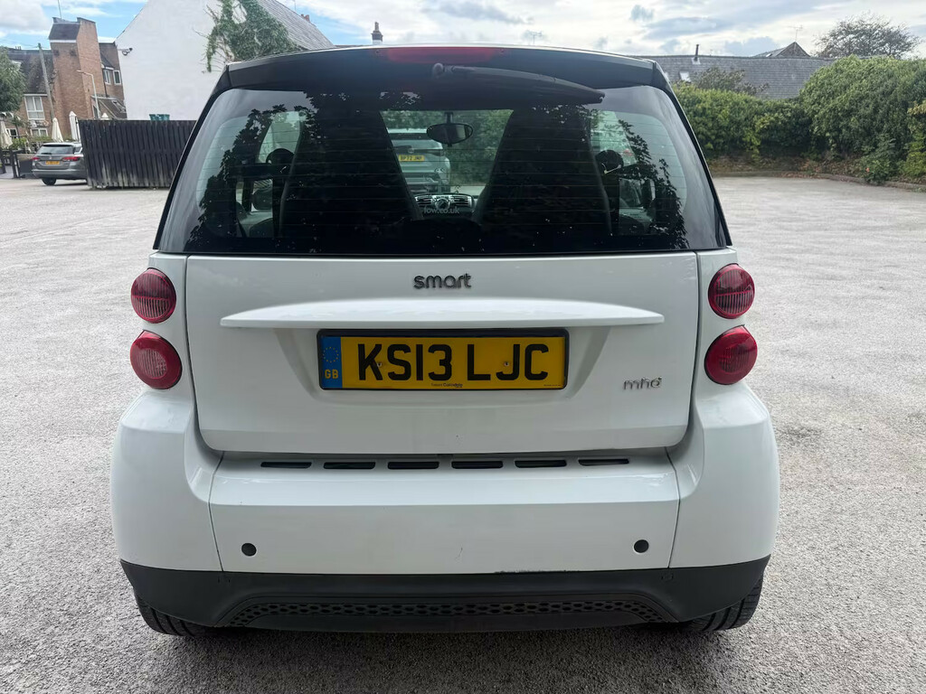 Smart Fortwo Coupe Pure Mhd 61 Coupe White #5