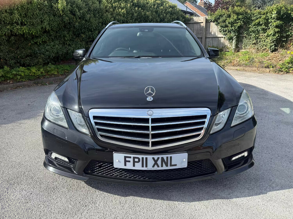 Mercedes-Benz E Class E250 Cdi Blueefficiency Sport Tip 7 Est Black #2