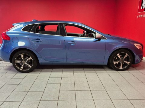 Volvo V40 2.0 V40 R-design Blue #4