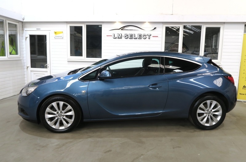 Vauxhall Astra GTC Sri Cdti S S Blue
