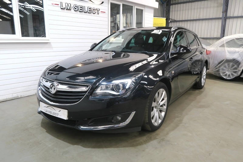 Vauxhall Agila Insignia Sports Tourer Elite Black #5