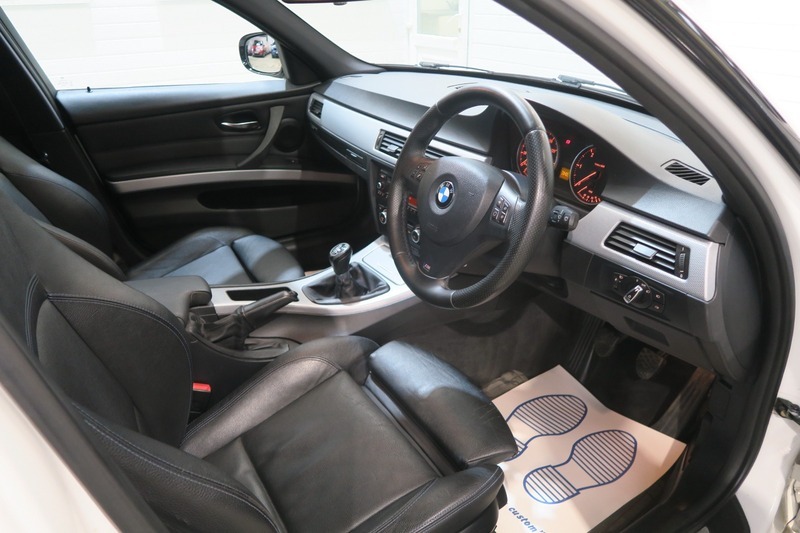 BMW 3 Series 320D M Sport White #21
