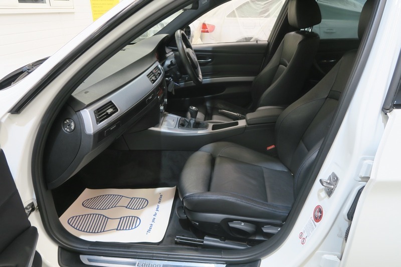 BMW 3 Series 320D M Sport White #25