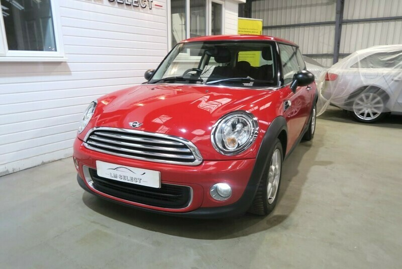 Mini Hatch 99 Red #4