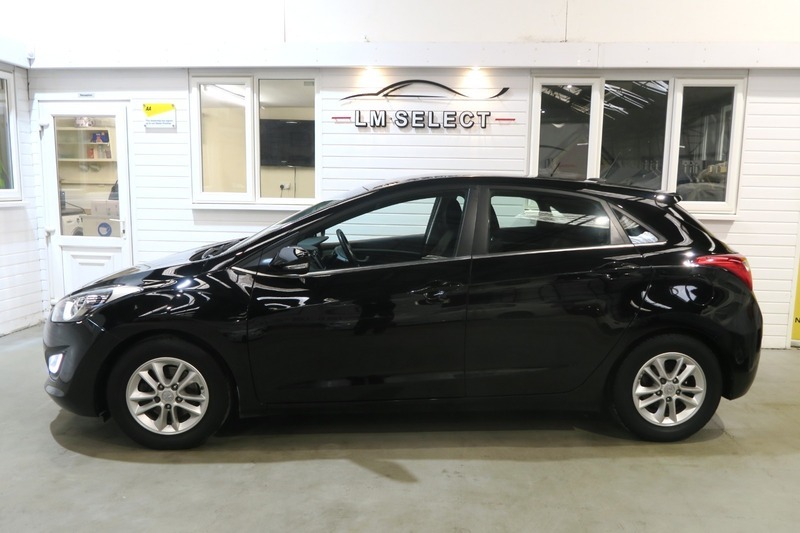 Hyundai I30 Crdi Se Nav Blue Black