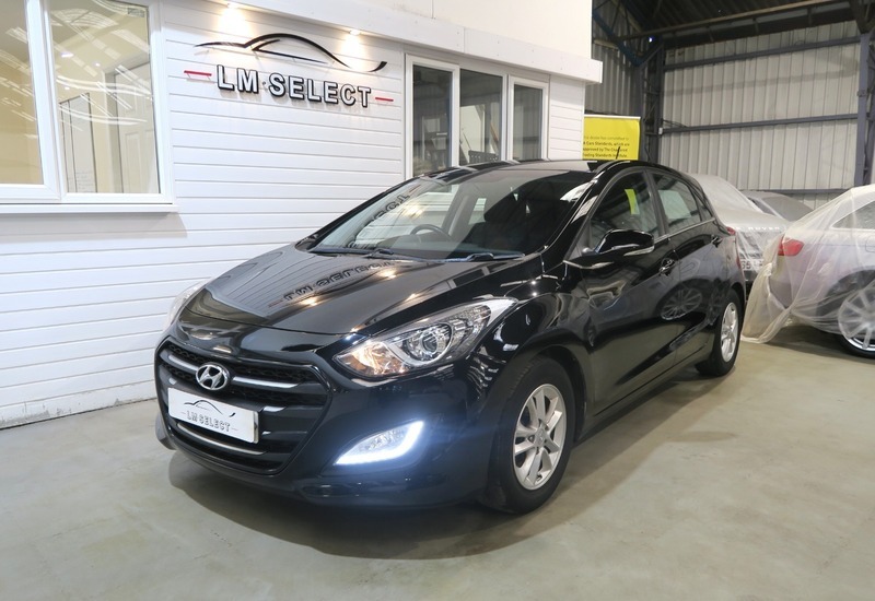 Hyundai I30 Crdi Se Nav Blue Black #4