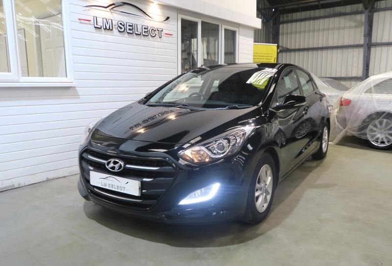 Hyundai I30 Crdi Se Nav Blue Black #2