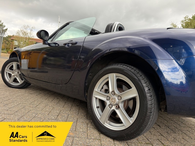 Mazda MX-5 1.8I Option Pack Roadster Euro 4 Red #27