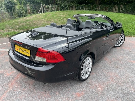 Volvo C70 2.0 Se Lux D3 Black #4
