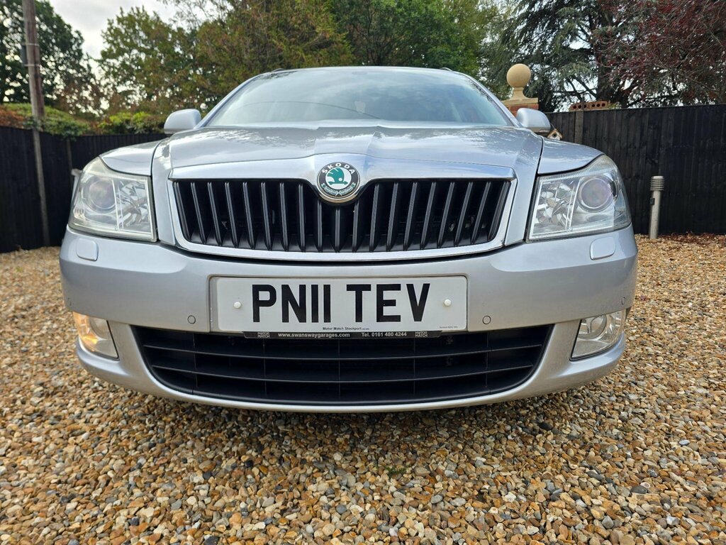 Skoda Octavia 1.8 Tsi Laurin Klement Dsg Euro 5 Silver #5