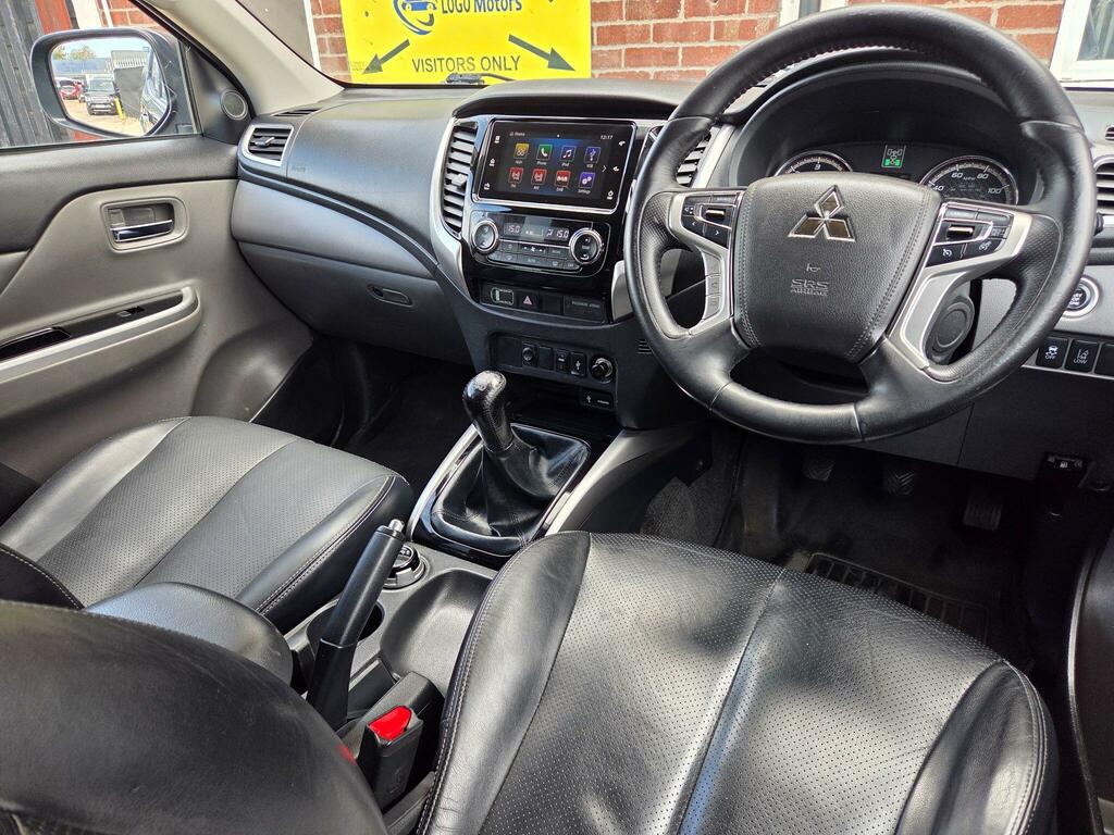 Mitsubishi L200 L200 Barbarian Di-d Black #17