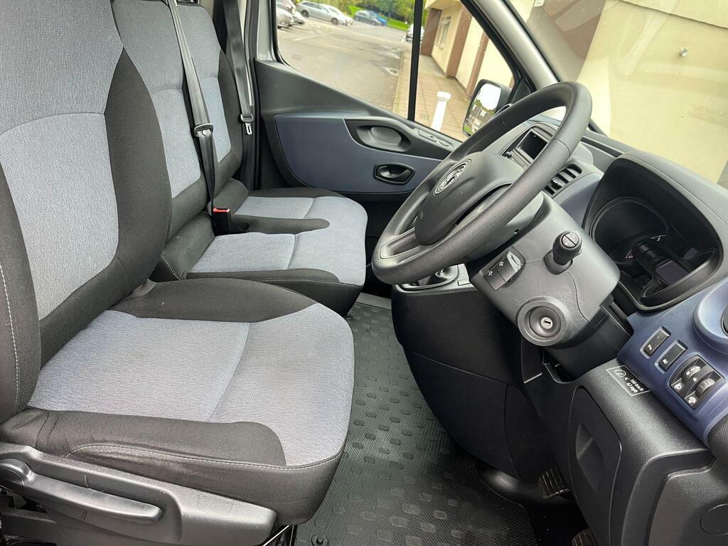 Vauxhall Vivaro 1.6 Cdti 2900 L2 H1 Euro 6 S S Grey #5