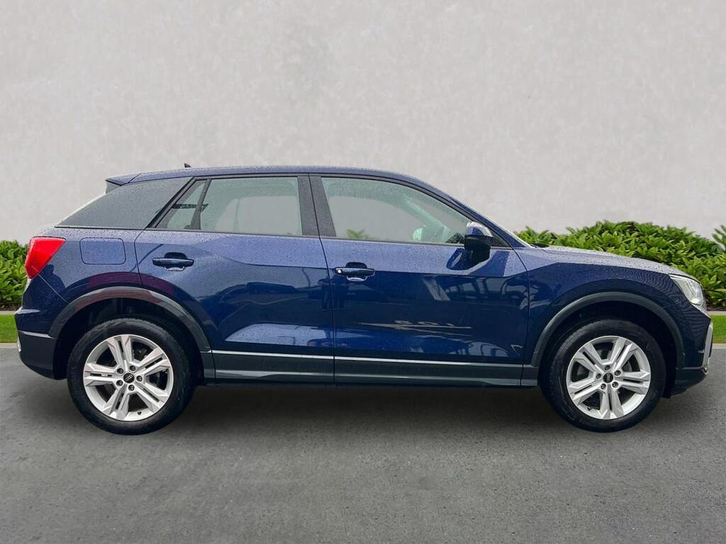 Audi Q2 30 Tfsi Sport Blue #3