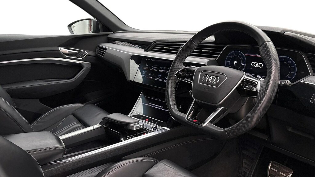 Audi Q8 e tron 250Kw 50 Quattro 95Kwh Black Ed Tech 22Kw  #6