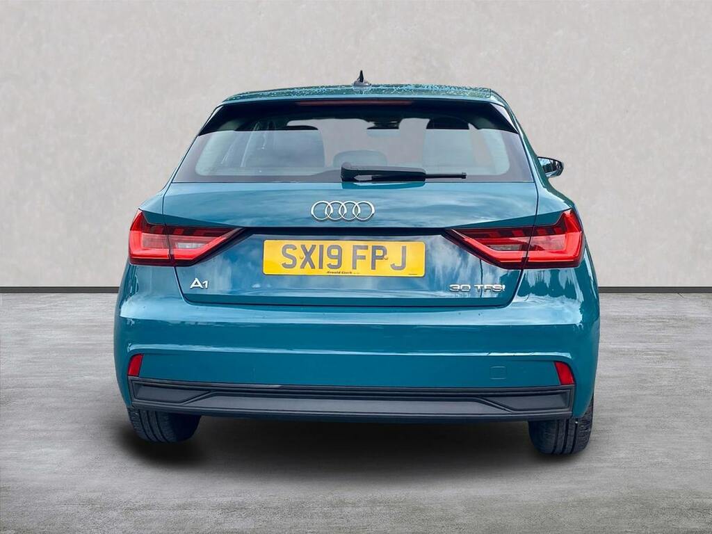 Audi A1 A1 30 Tfsi Se S Tronic Hatchback Green #4