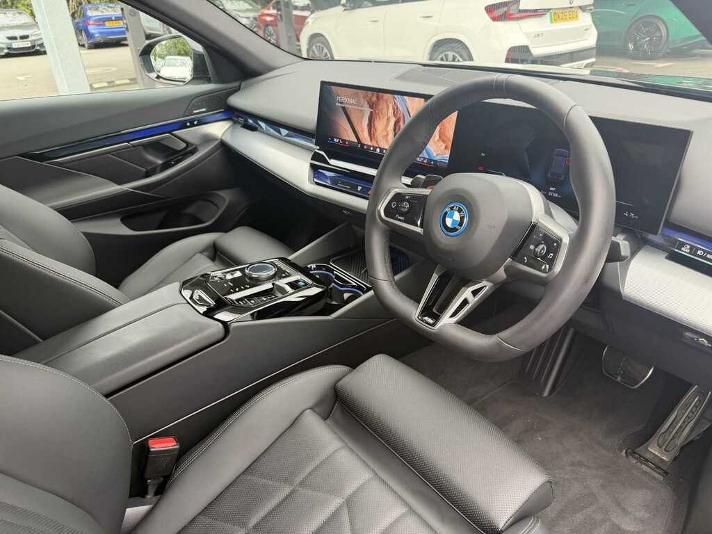 BMW i5 G61 Edrive40 M Sport Pro Touring YB26ZXX Black #20