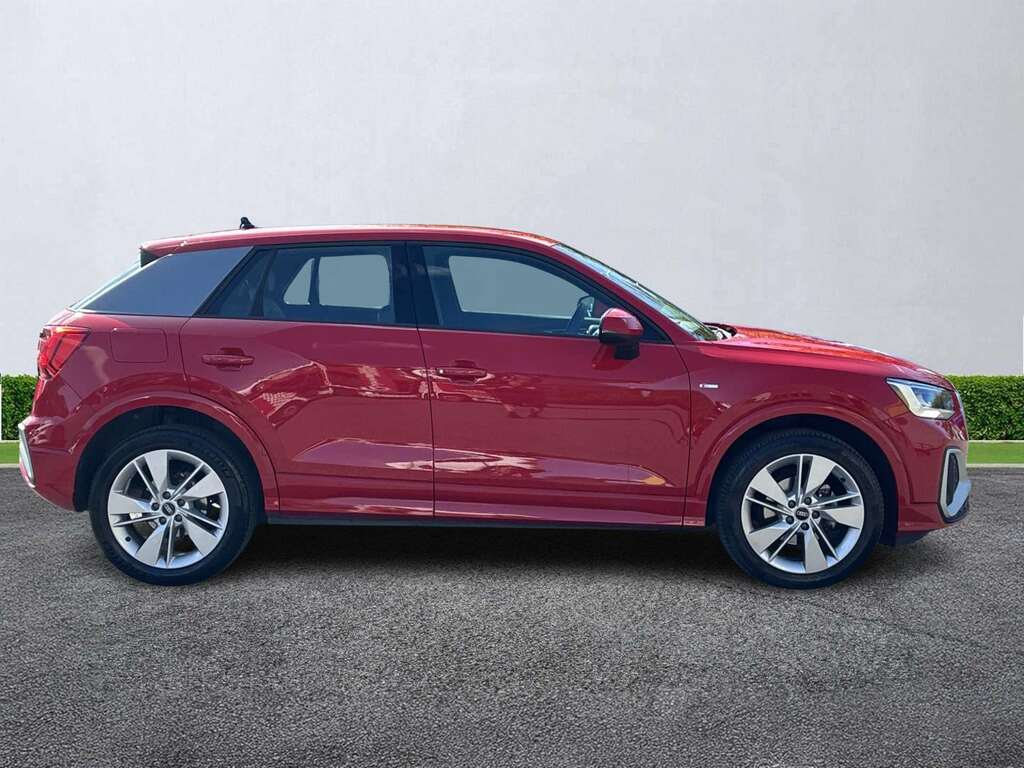 Audi Q2 30 Tfsi S Line #3
