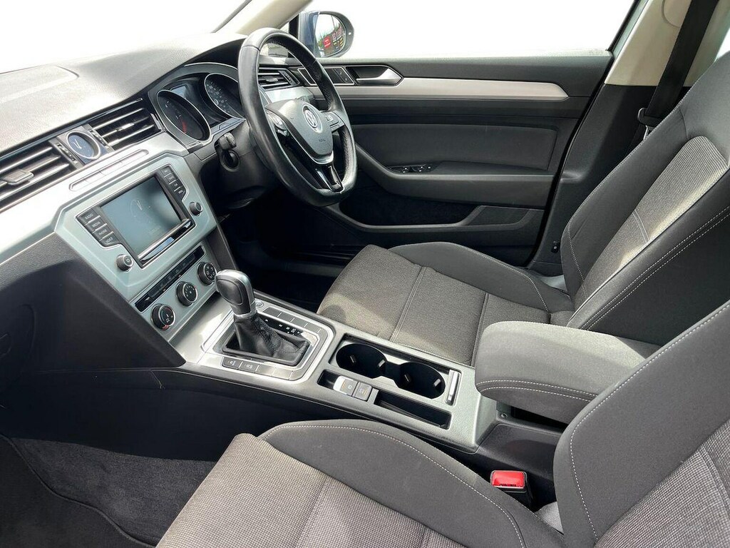 Volkswagen Passat 2.0 Tdi Bluemotion Tech Se Business Estate Die #6