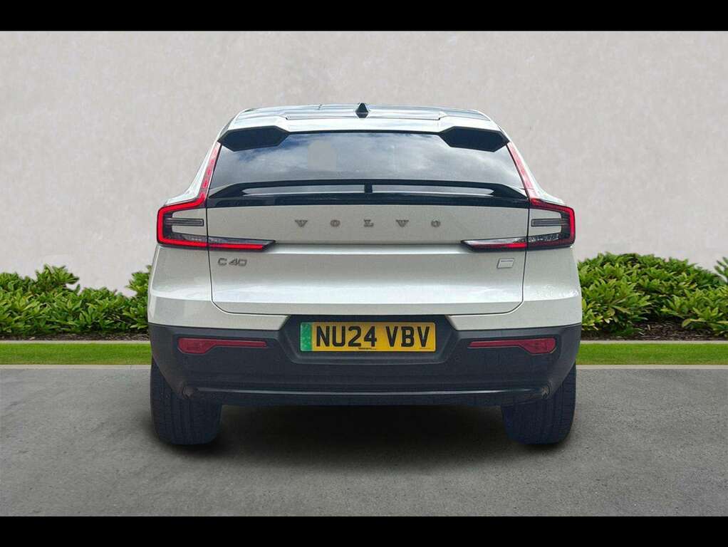 Volvo C40 175Kw Recharge Ultimate 69Kwh  #4