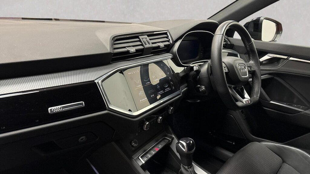 Audi Q3 35 Tfsi Black Edition S Tronic Cs Pack LL23VYP #5