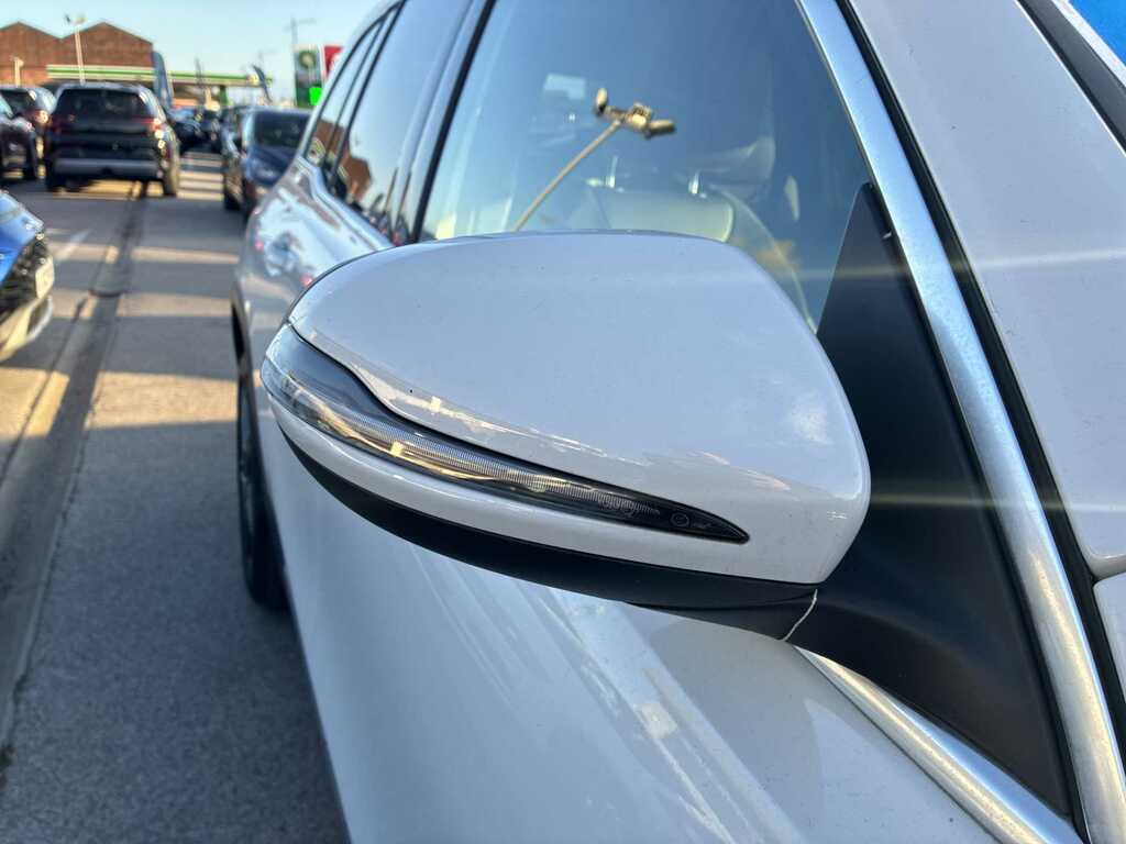Mercedes-Benz GLB Class Glb 220 Amg Line Premium D 4Matic White #30