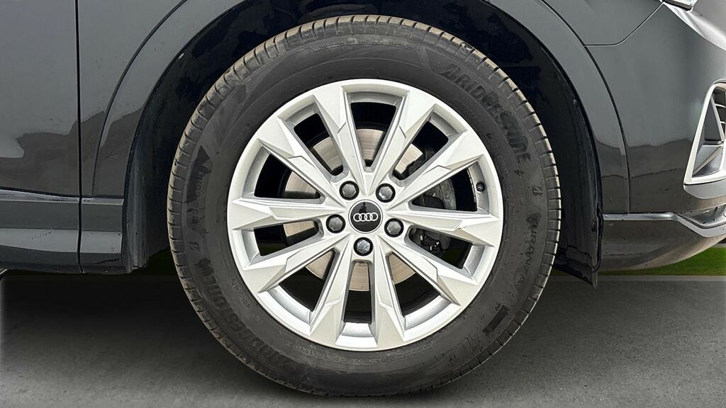 Audi Q3 35 Tfsi Sport S Tronic  #4