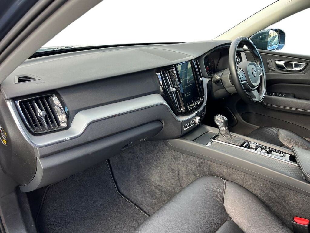 Volvo XC60 Xc60 Momentum Pro D4 Red #7