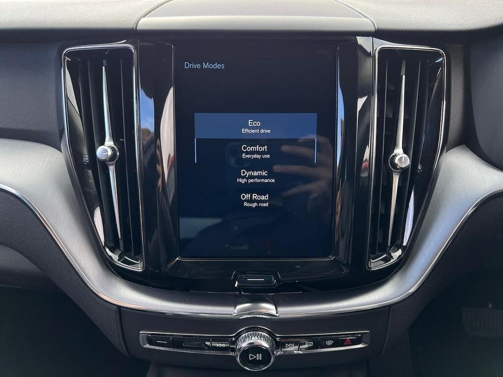 Volvo XC60 Xc60 Momentum Pro D4 Red #39